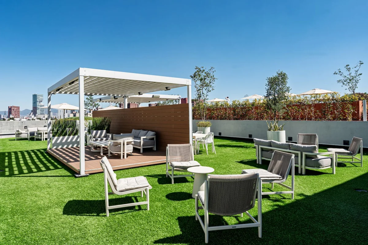 Escape to Skyline Views & Rooftop Pool Bliss property photo 2