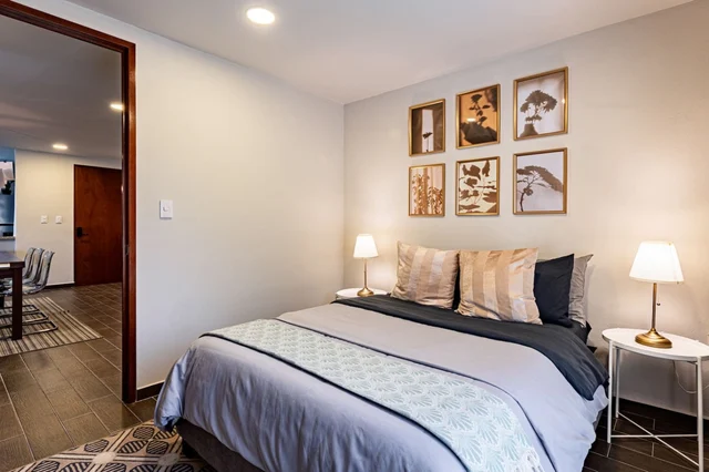 Bedroom 6 image 1
