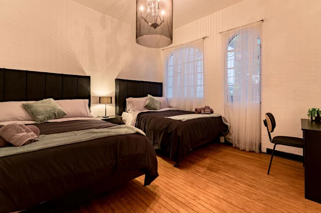 Bedroom 1 image 1