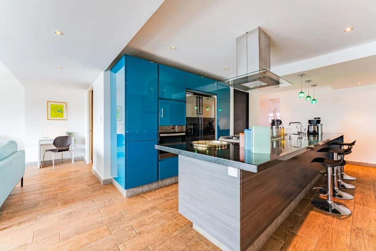 Pet Friendly Condo, Walkable, Food & Nightlife property photo 2