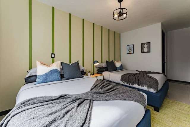 Bedroom 1 image 1