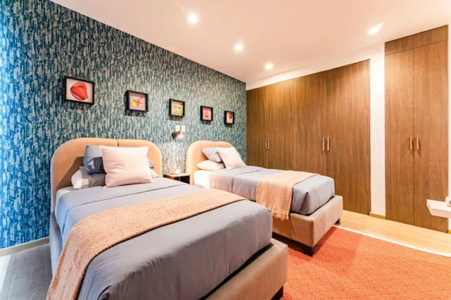 Bedroom 3 image 1