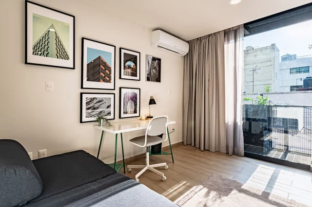 Bedroom 1 image 1