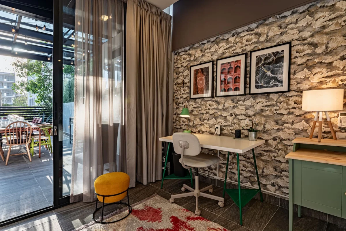 Stylish Roma Sur Home with Rooftop Lounge & BBQ property photo 4