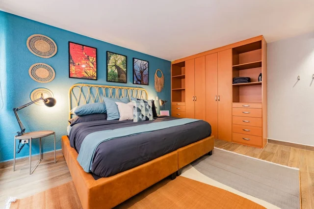 Bedroom 1 image 1