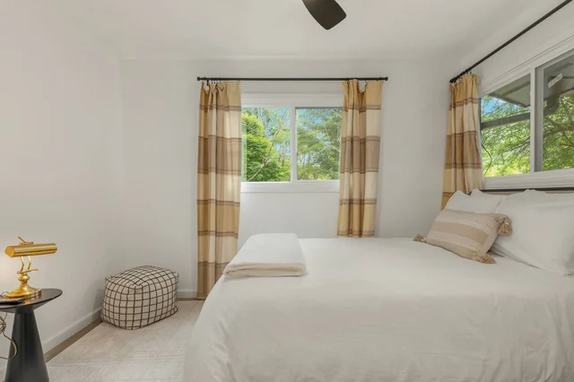 Bedroom 1 image 1