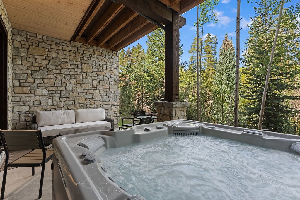 Landing Creekside Villa 15 property photo 5