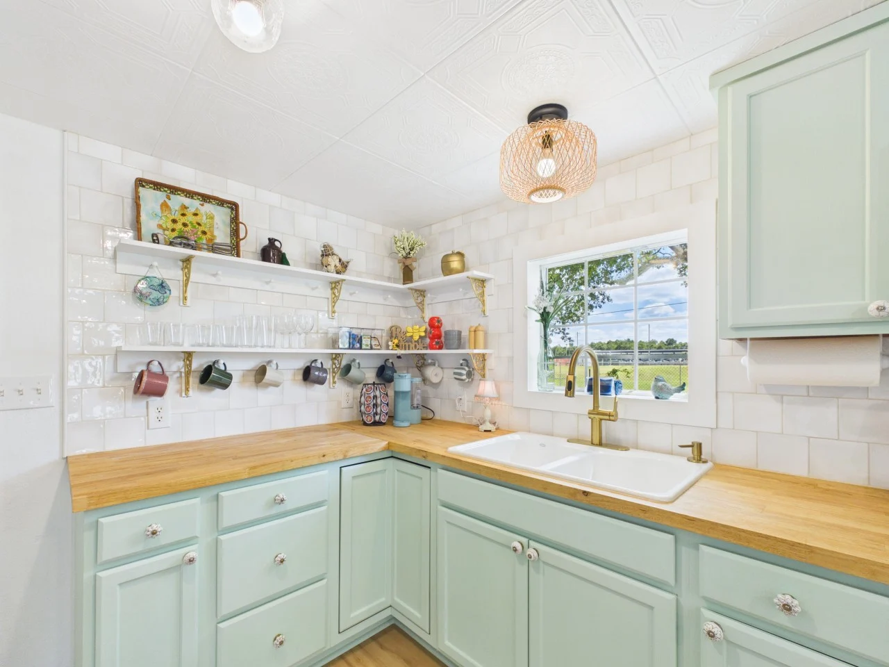 Honeysuckle Cottage