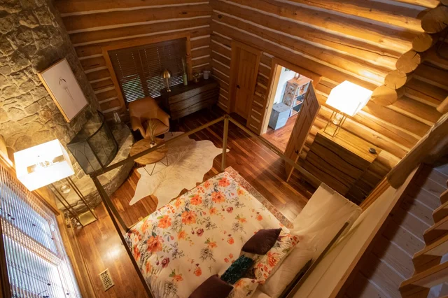 Bedroom 1 image 1