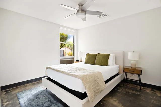 Bedroom 1 image 1