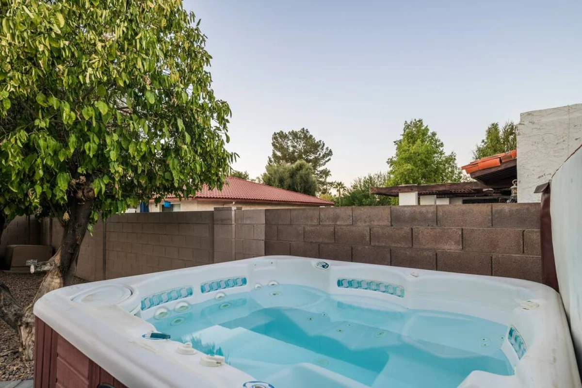 MOON VALLEY MANOR property photo 5