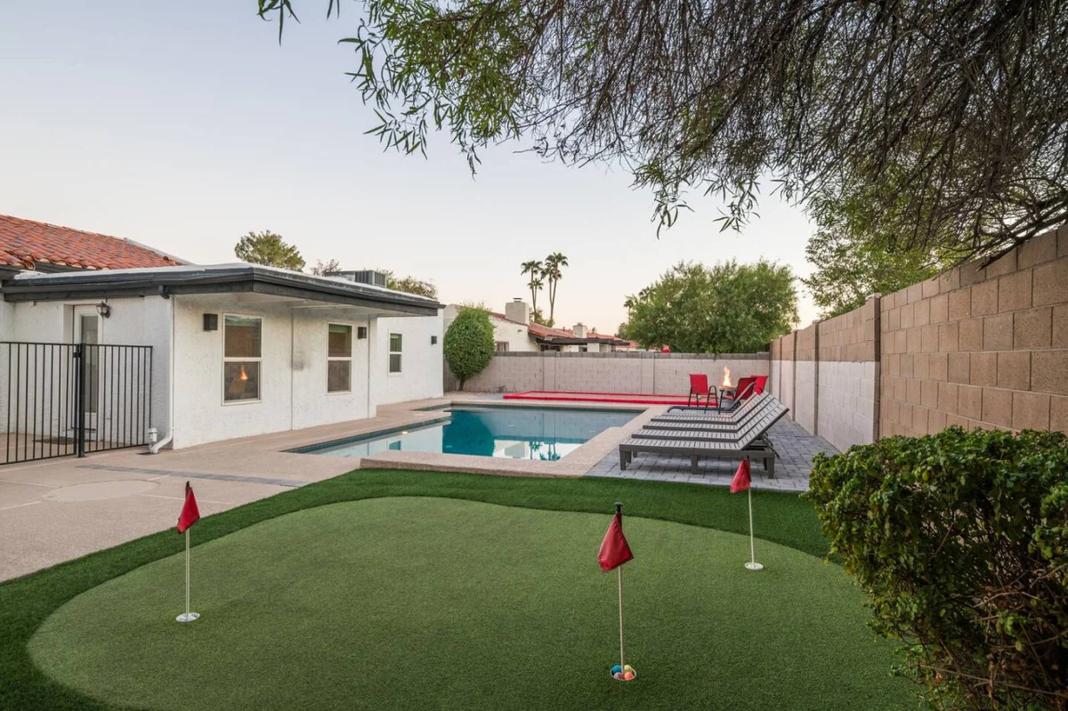 MOON VALLEY MANOR property photo 3