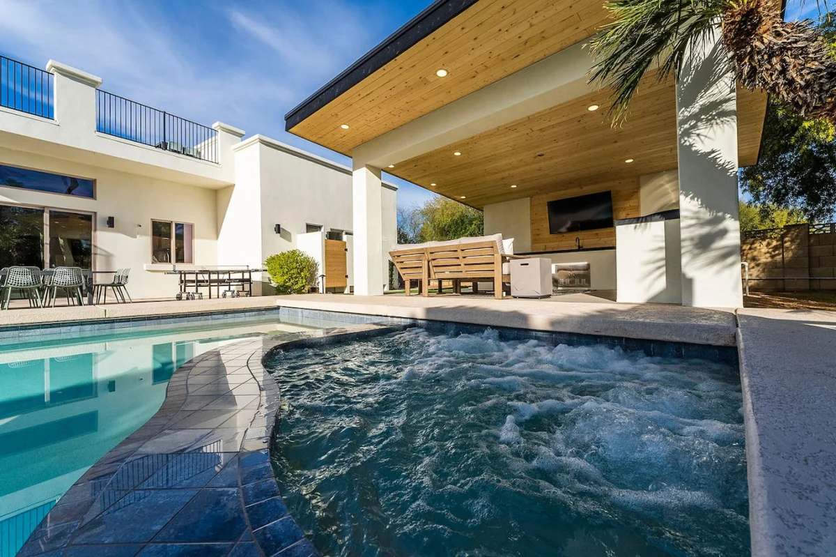 PARADISE VILLA property photo 2