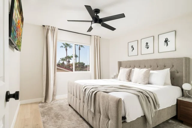 Bedroom 1 image 1