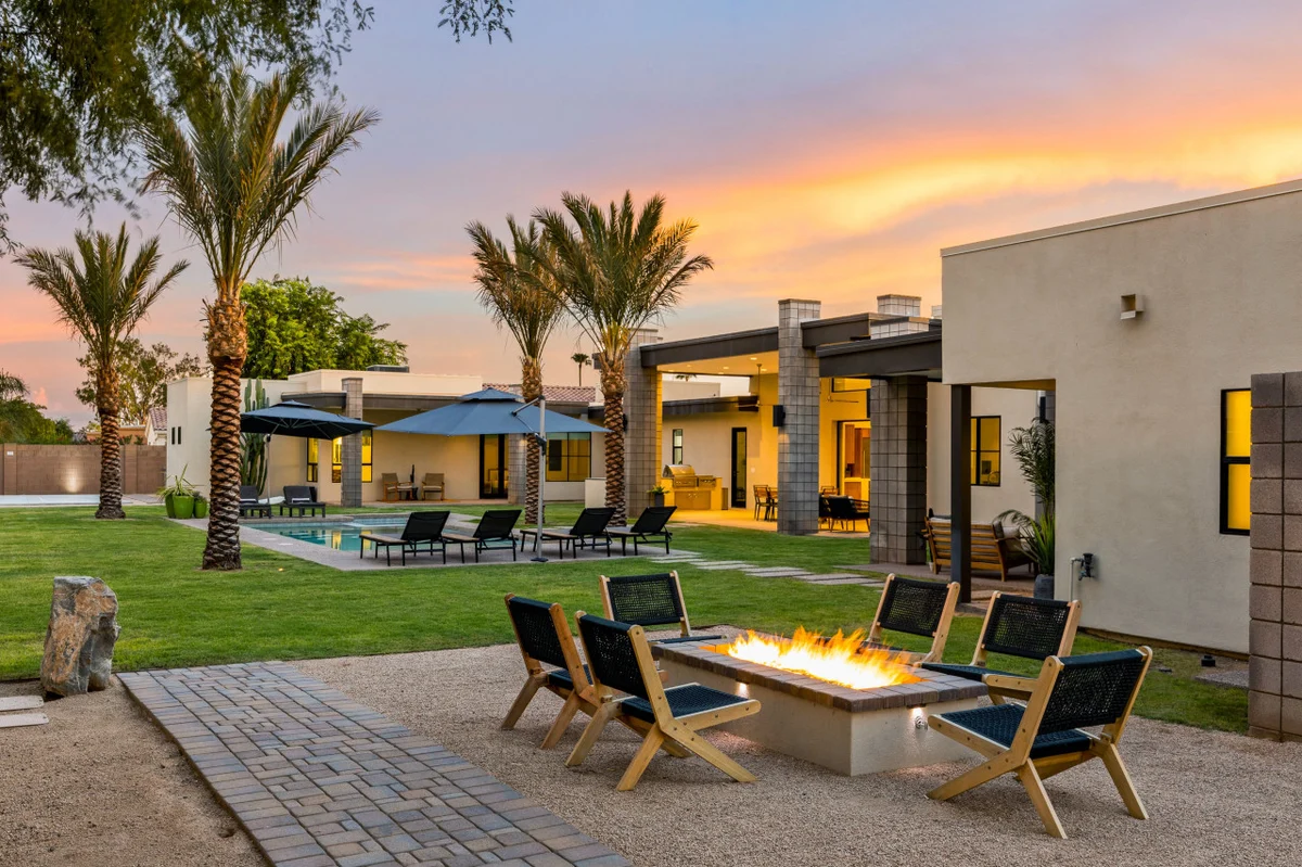 THE LAUREL OF SCOTTSDALE property photo 3