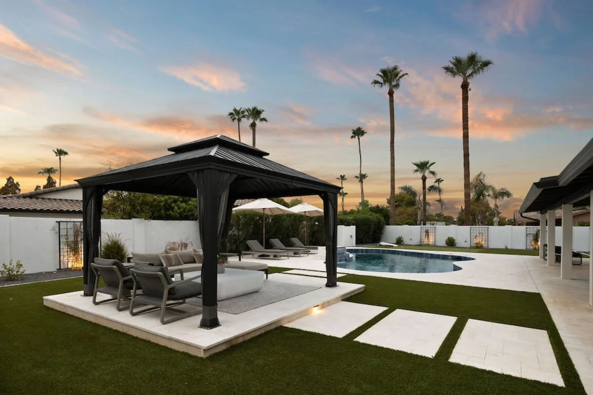 THE SCOTTSDALE CLUBHOUSE property photo 5