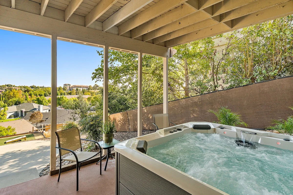 Paso Wine Oasis Hot Tub, Sauna, King Beds, Views property photo 4