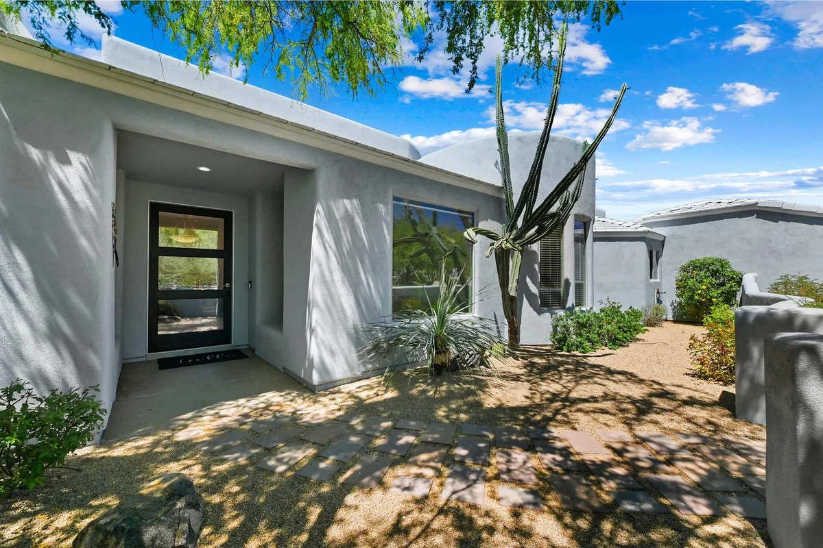 Carefree Foothills property photo 4