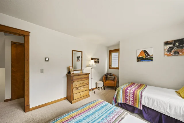 Bedroom 3 image 1