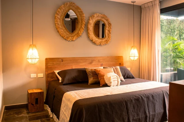 Bedroom 1 image 1