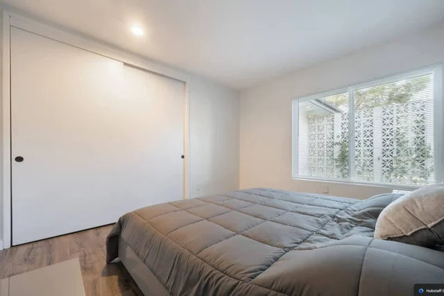 Bedroom 3 image 1