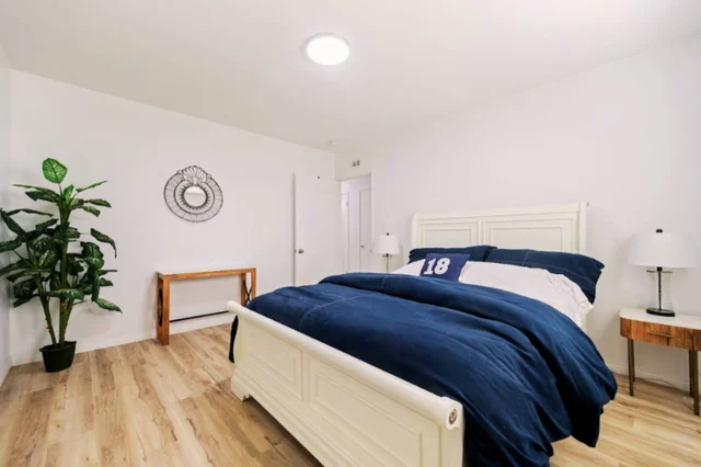Bedroom 1 image 1