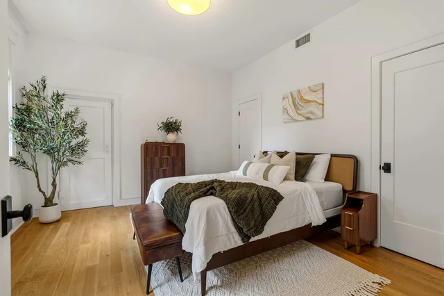 Bedroom image 1