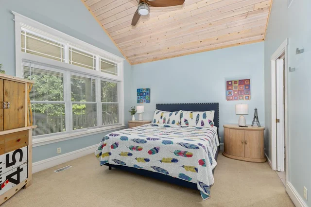 Bedroom 3 image 1