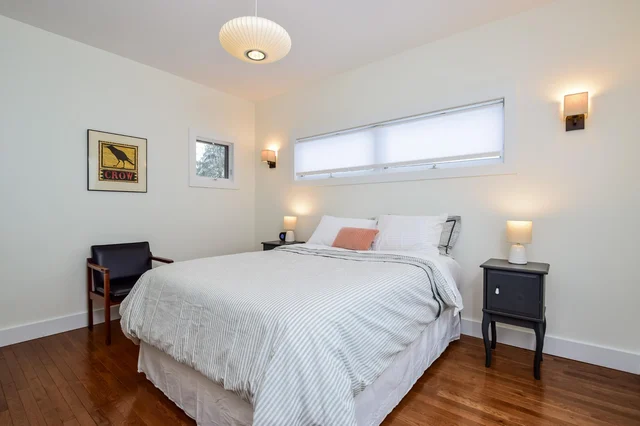 Bedroom 2 image 1