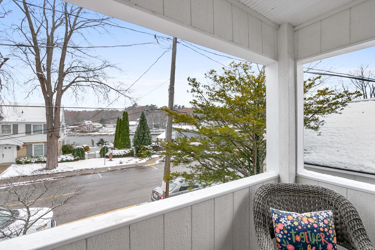 Apt in heart of DT Saugatuck river views from balc property photo 2