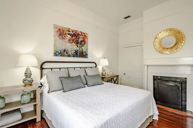 Bedroom 1 image 1