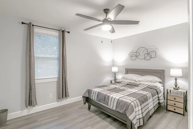 Bedroom 1 image 1