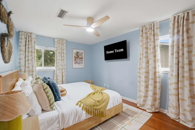 Bedroom image 1