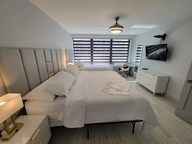 Bedroom 1 image 1