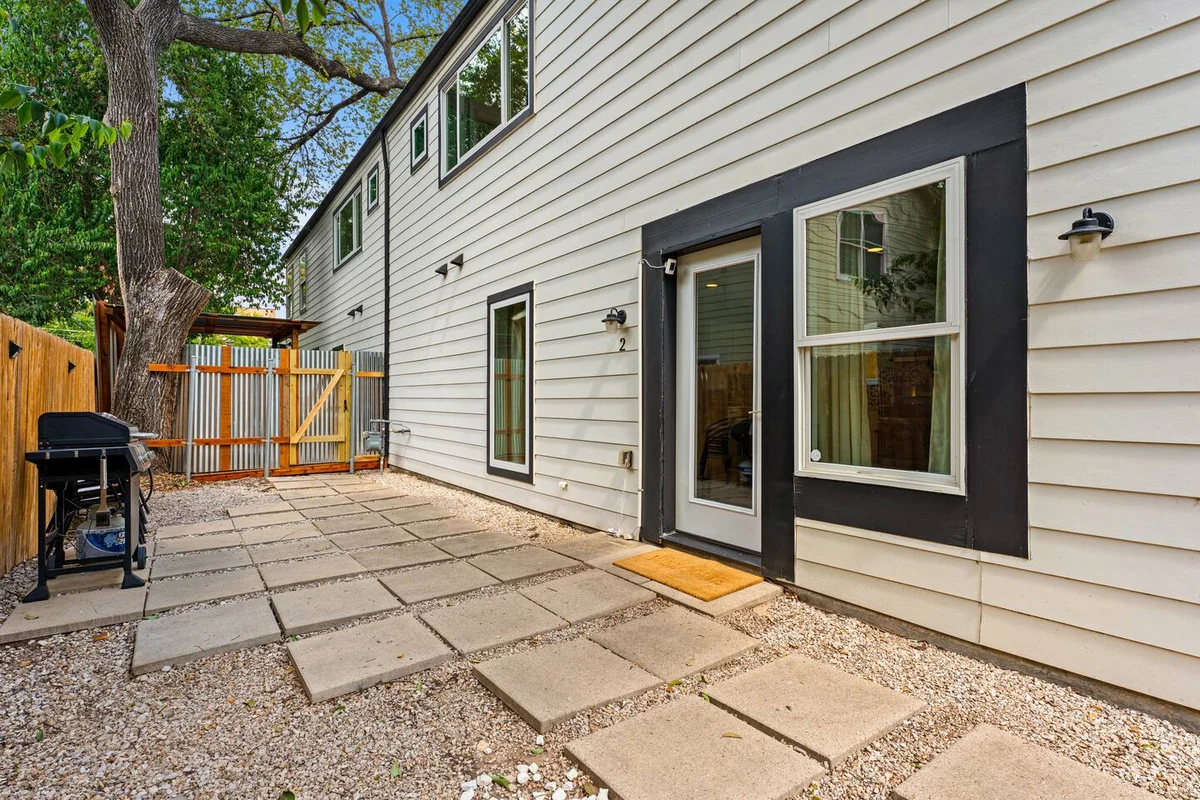 Eastside Units with Cowboy Pool + Movies property photo 4