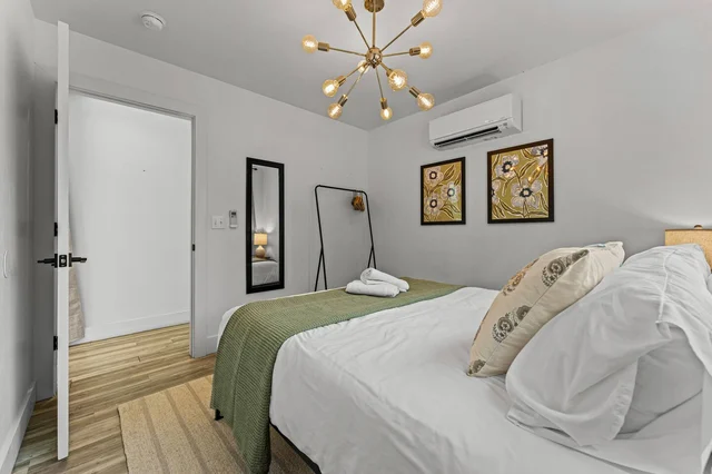 Bedroom 4 image 1