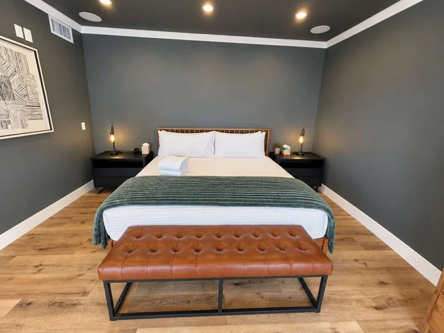 Bedroom image 1