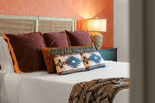 Bedroom image 1