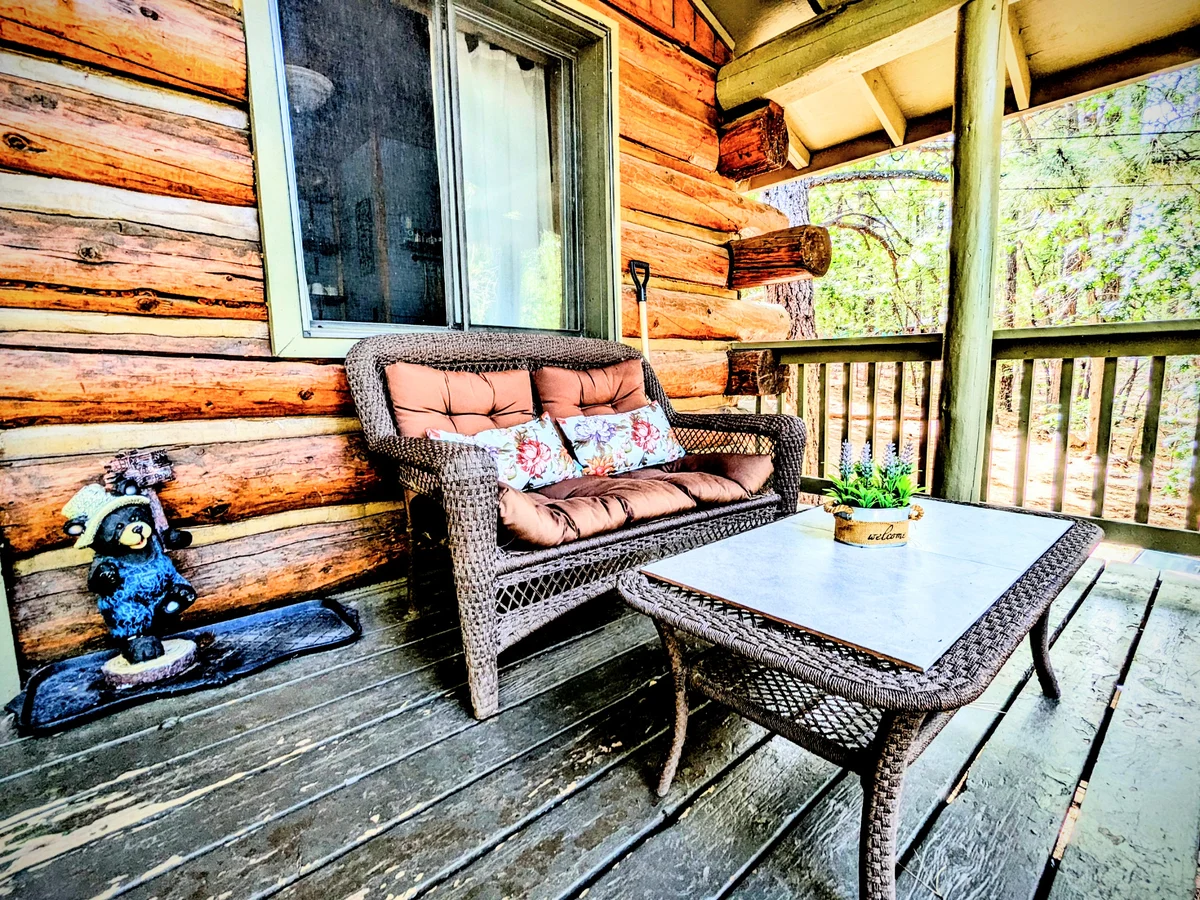 Cozy Cub Log Cabin property photo 3