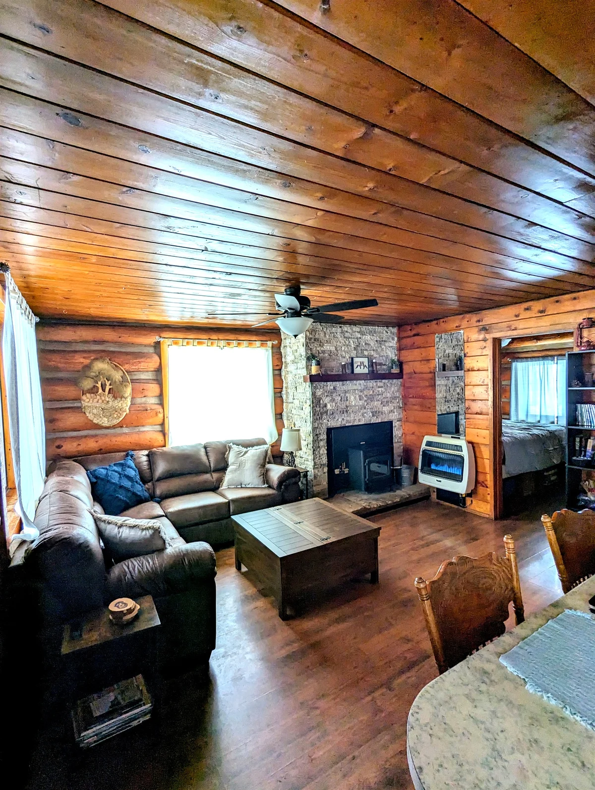 Cozy Cub Log Cabin property photo 5