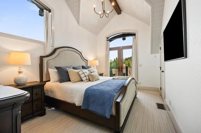 Bedroom 3 image 1