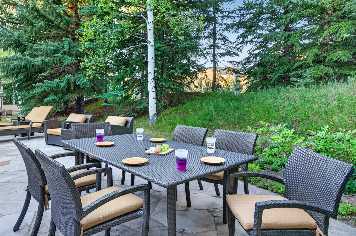 Wild Iris Lodge property photo 3