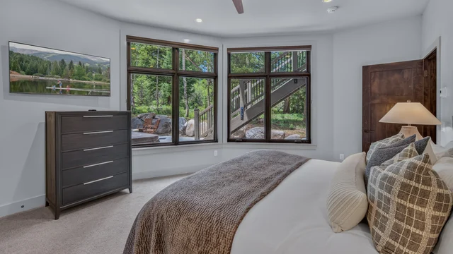 Bedroom 5, Uppermost Level image 1