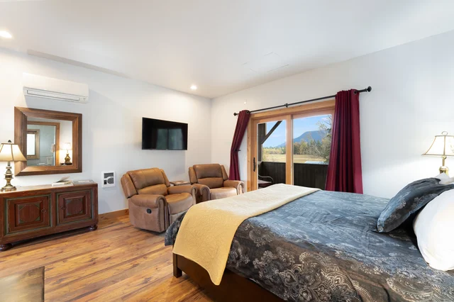Southern Cross - Bedroom 1 image 1