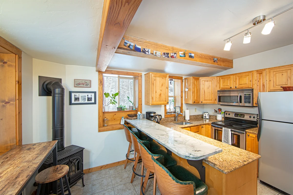 Flathead Valley - WF - Beaver Lake Cabin property photo 4