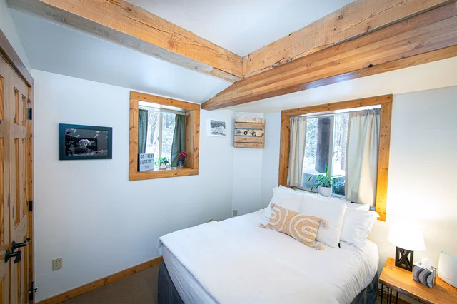 Bedroom 1 image 1
