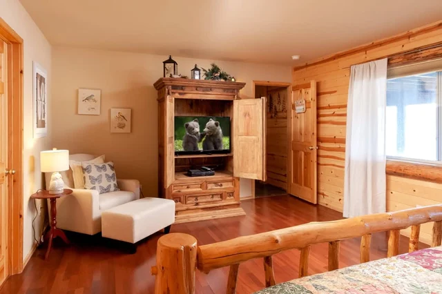 Bedroom image 1