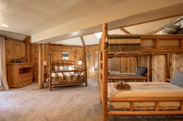 Bedroom image 1