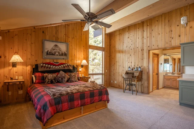 Bedroom image 1