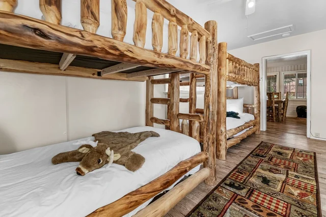 Bedroom image 1